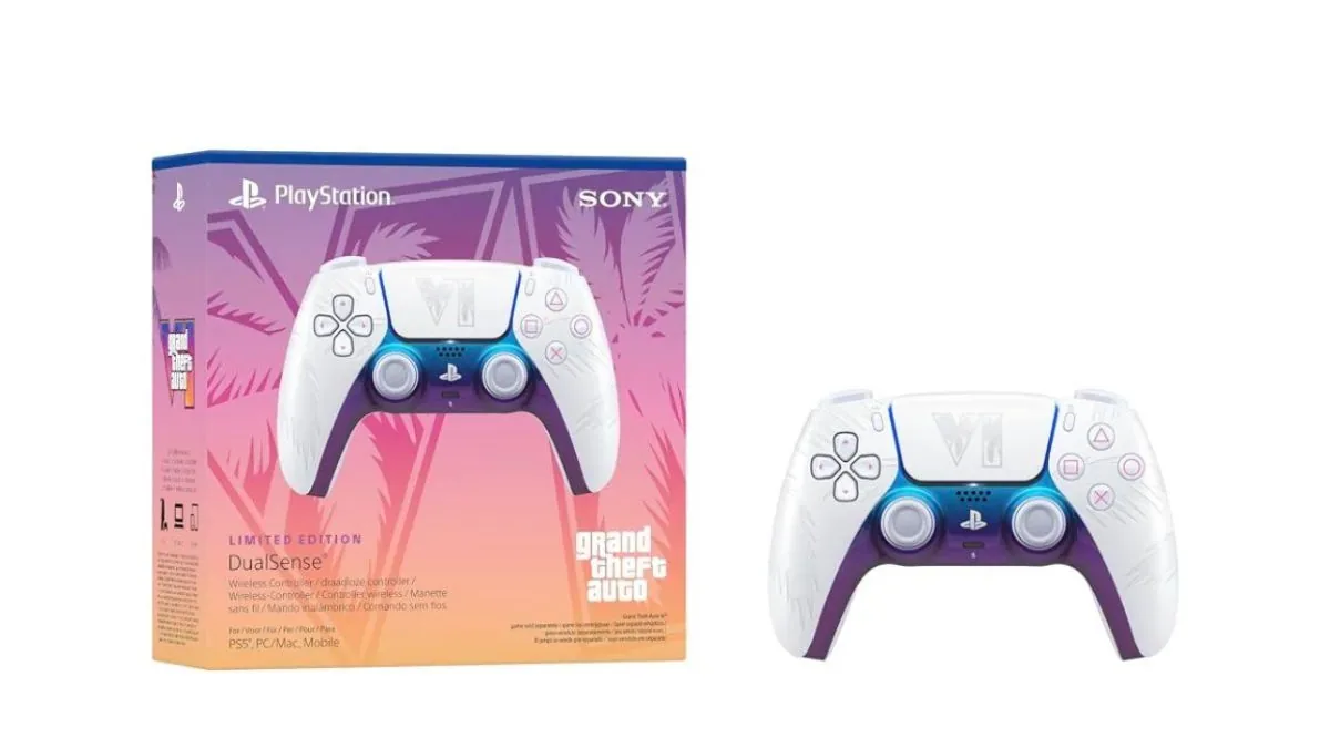 GTA VI limited edition DualSense retail box with the White controller